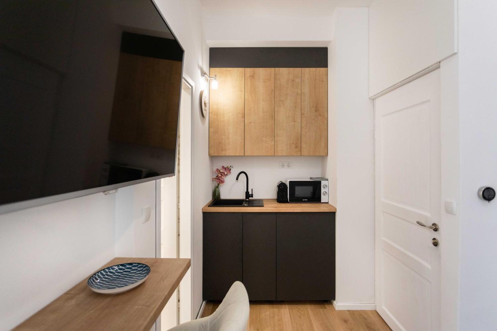 Design And Modern Apartments In Heart Of ザグレブ エクステリア 写真