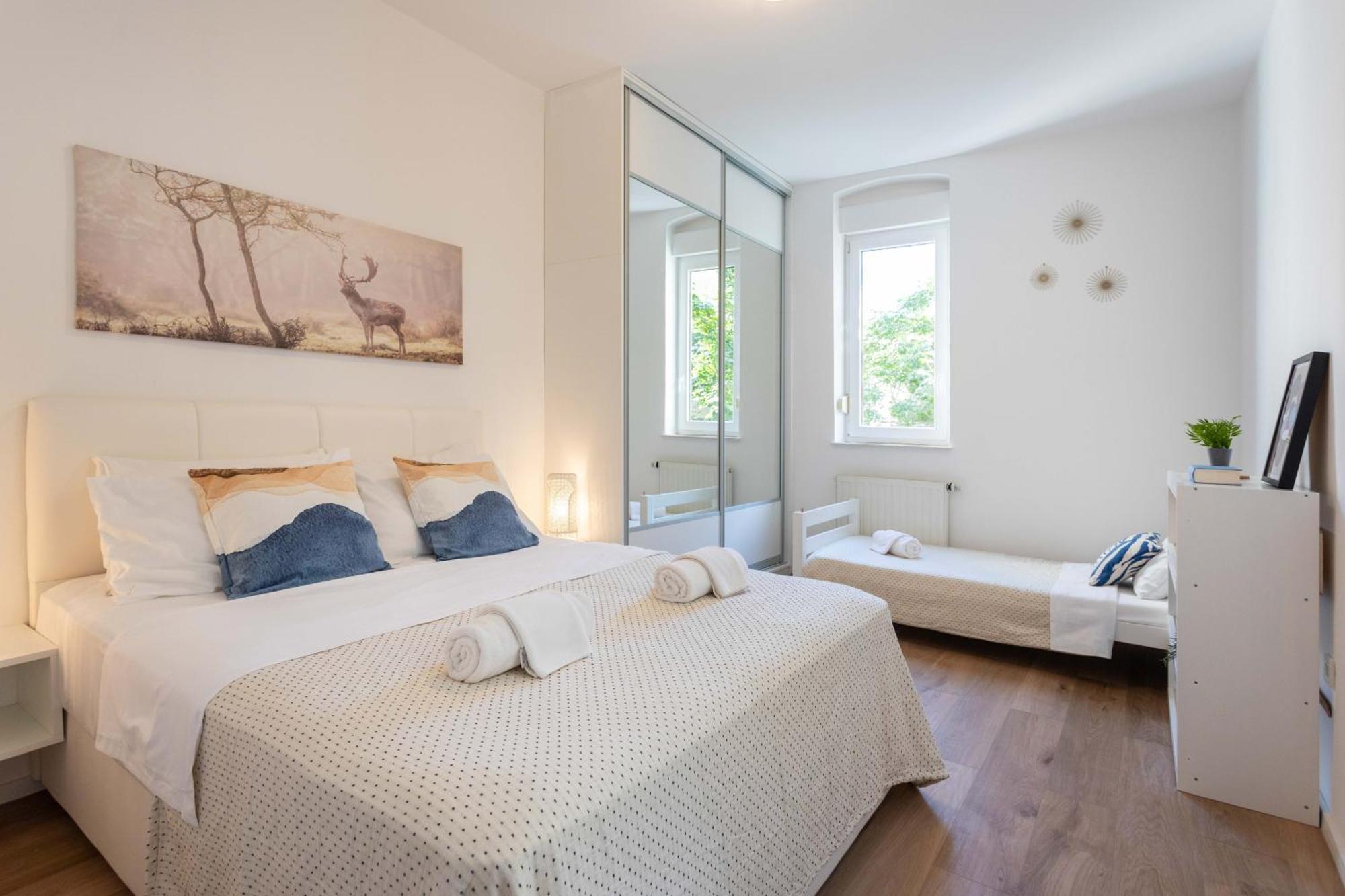 Design And Modern Apartments In Heart Of ザグレブ エクステリア 写真