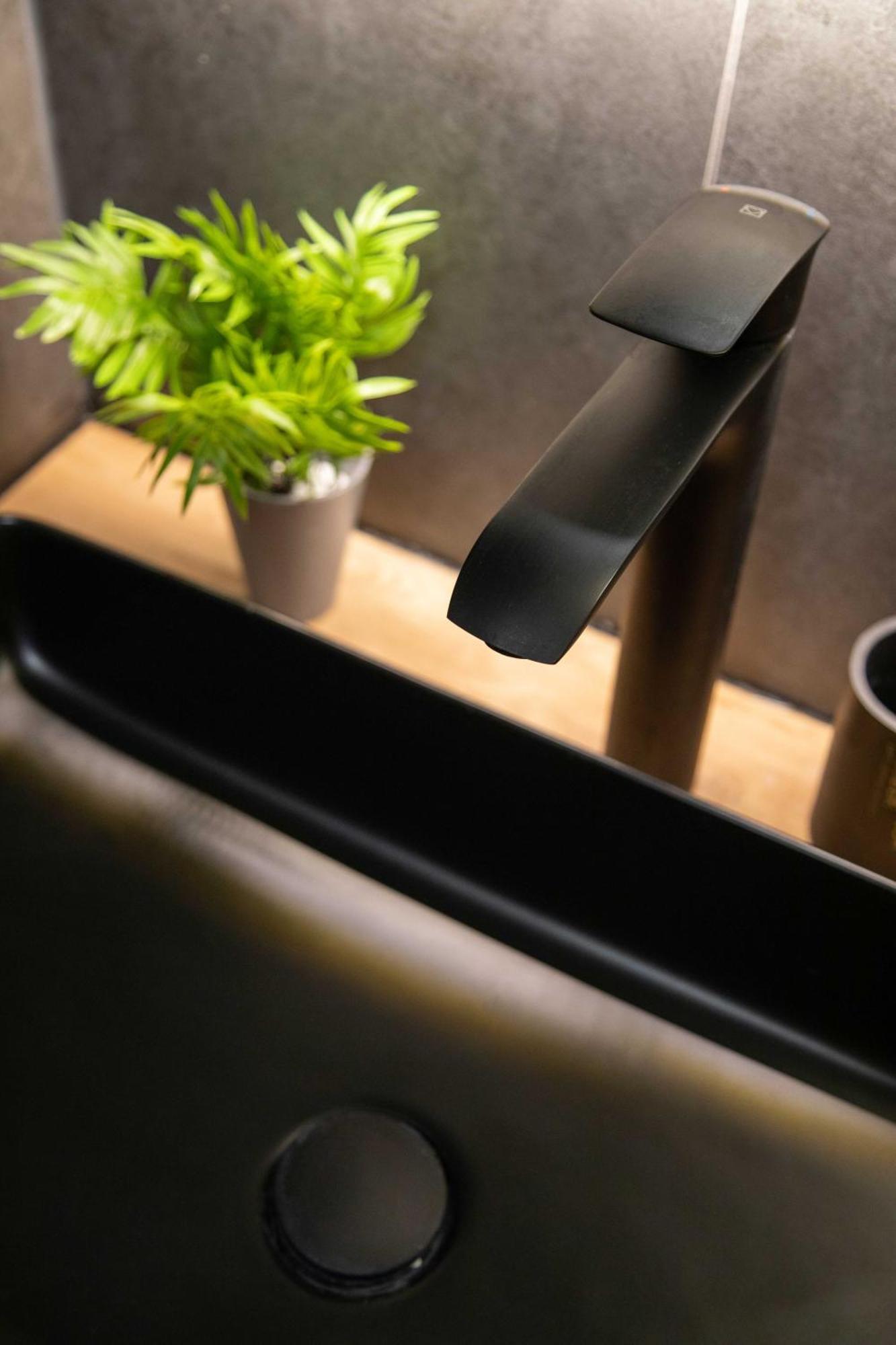 Design And Modern Apartments In Heart Of ザグレブ エクステリア 写真